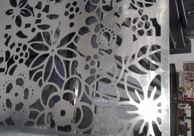 雕花铝单板